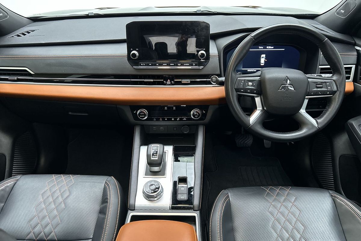 2022 Mitsubishi Outlander Exceed Tourer ZM