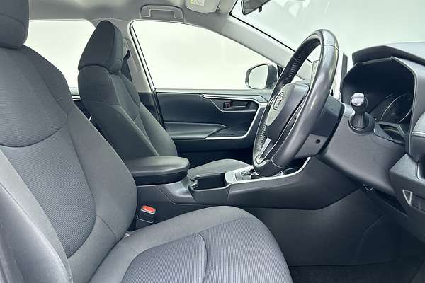 2022 Toyota RAV4 GXL AXAH54R