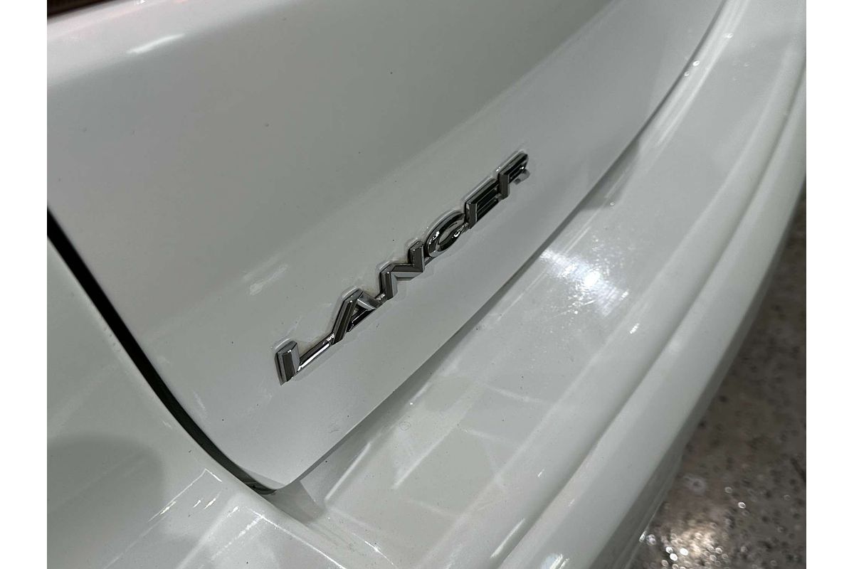 2017 Mitsubishi Lancer ES Sport CF