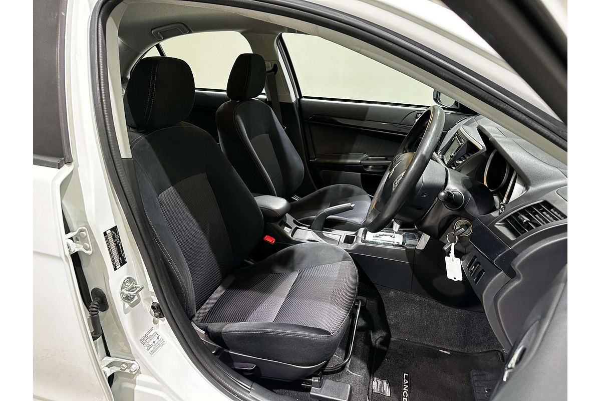2017 Mitsubishi Lancer ES Sport CF