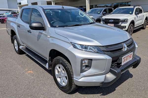 2021 Mitsubishi Triton GLX+ MR 4X4