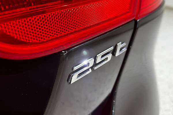 2016 Jaguar XE 25t Prestige X760
