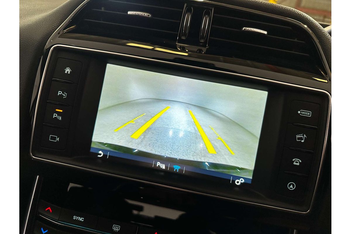 2016 Jaguar XE 25t Prestige X760