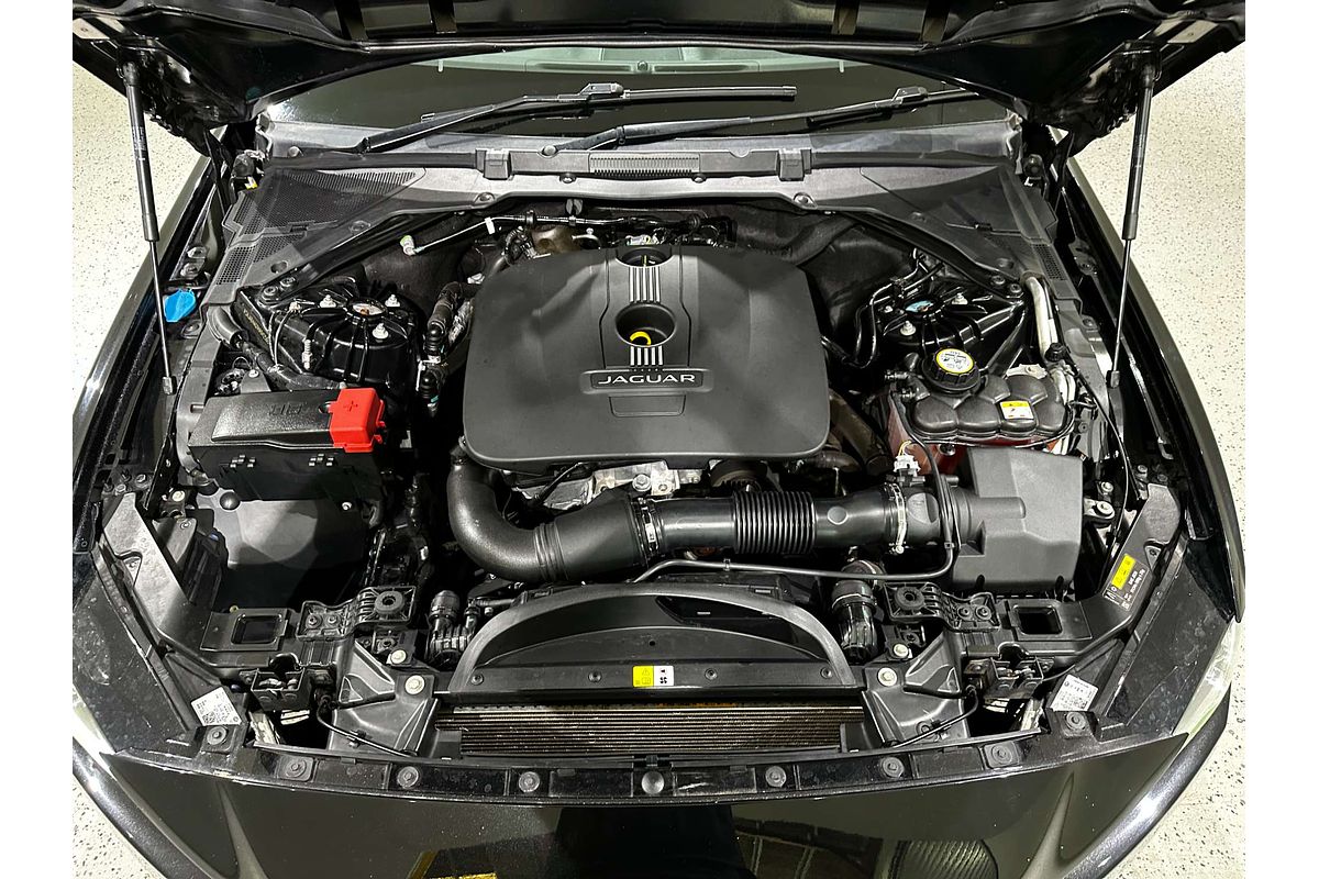 2016 Jaguar XE 25t Prestige X760