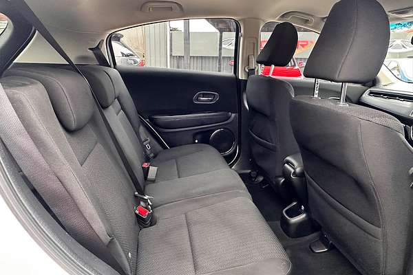 2017 Honda HR-V VTi-S