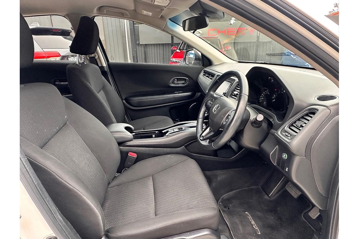2017 Honda HR-V VTi-S