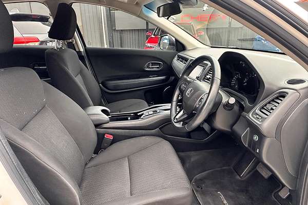 2017 Honda HR-V VTi-S