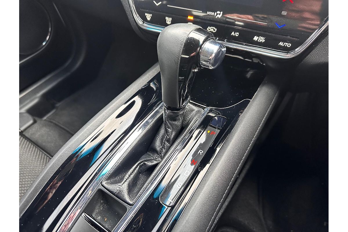 2017 Honda HR-V VTi-S