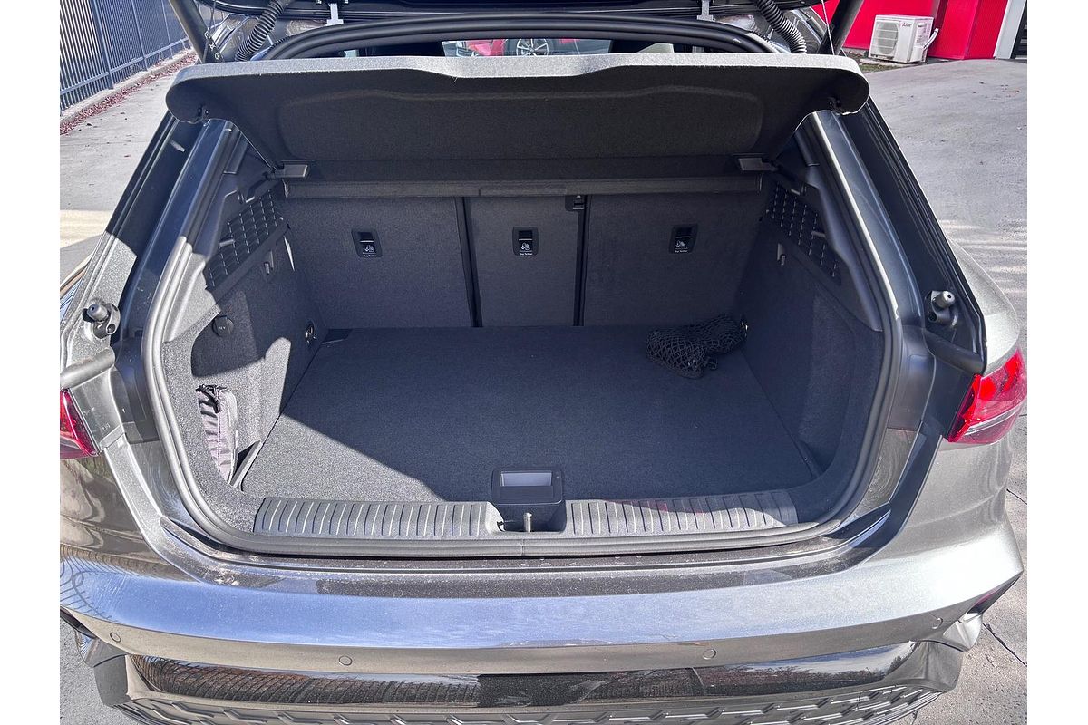2025 Audi A3 35 TFSI S line GY