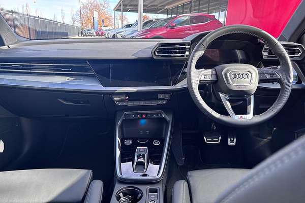2025 Audi A3 35 TFSI S line GY