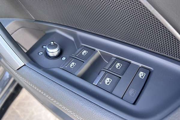2025 Audi A3 35 TFSI S line GY