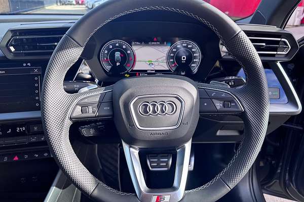 2025 Audi A3 35 TFSI S line GY