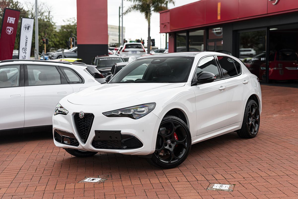 2025 Alfa Romeo Stelvio Tributo Italiano Series 5