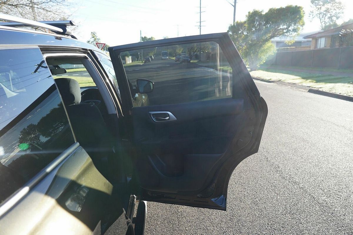 2015 Nissan Pathfinder ST N-Trek (4x4) R52 MY15