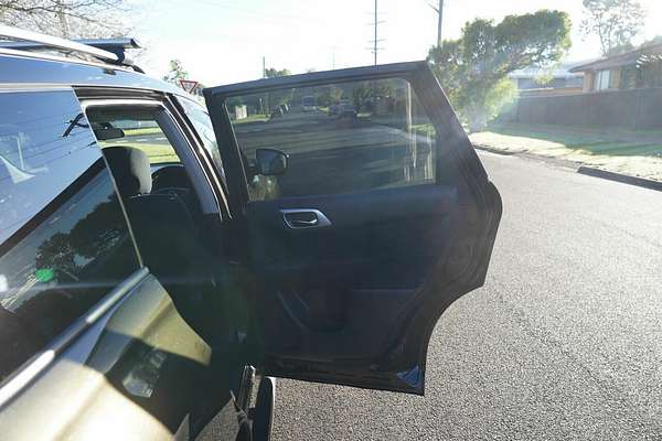 2015 Nissan Pathfinder ST N-Trek (4x4) R52 MY15