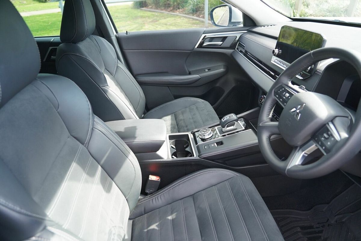 2022 Mitsubishi Outlander Aspire ZM