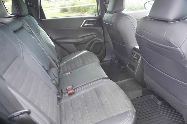 2022 Mitsubishi Outlander Aspire ZM