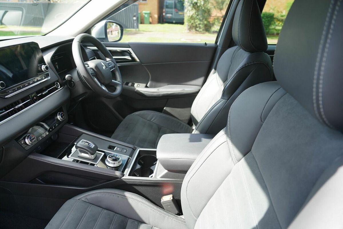 2022 Mitsubishi Outlander Aspire ZM