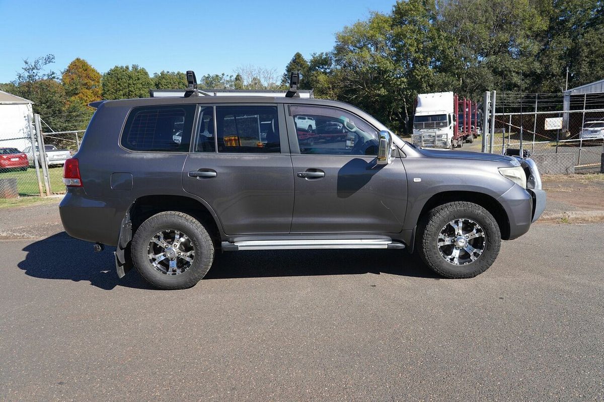 2007 Toyota Landcruiser GXL UZJ200R