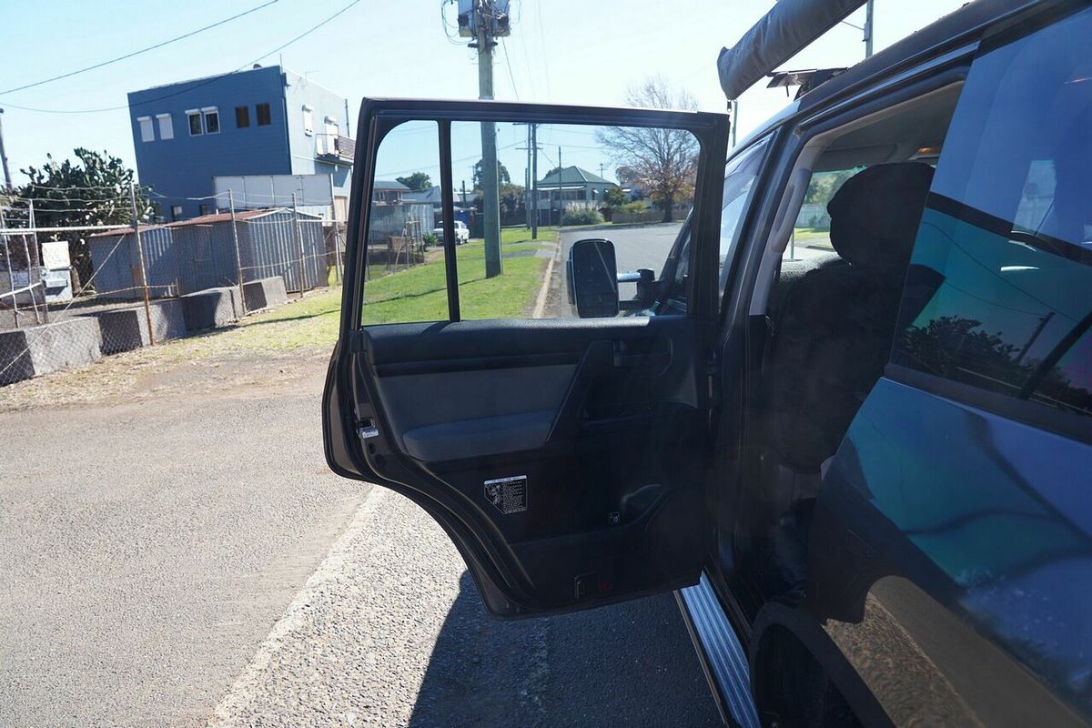 2007 Toyota Landcruiser GXL UZJ200R