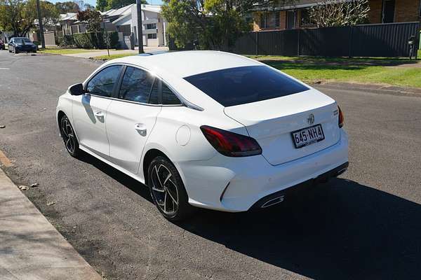 2023 MG MG5 Essence
