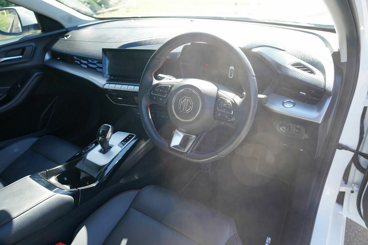 2023 MG MG5 Essence