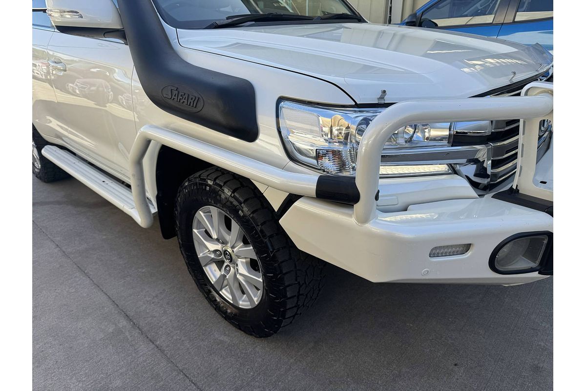 2017 Toyota Landcruiser VX VDJ200R