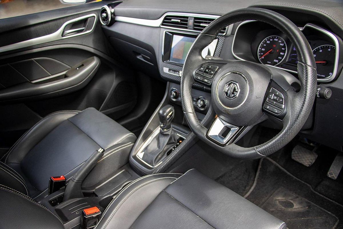 2019 MG ZS Essence AZS1