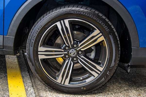2019 MG ZS Essence AZS1