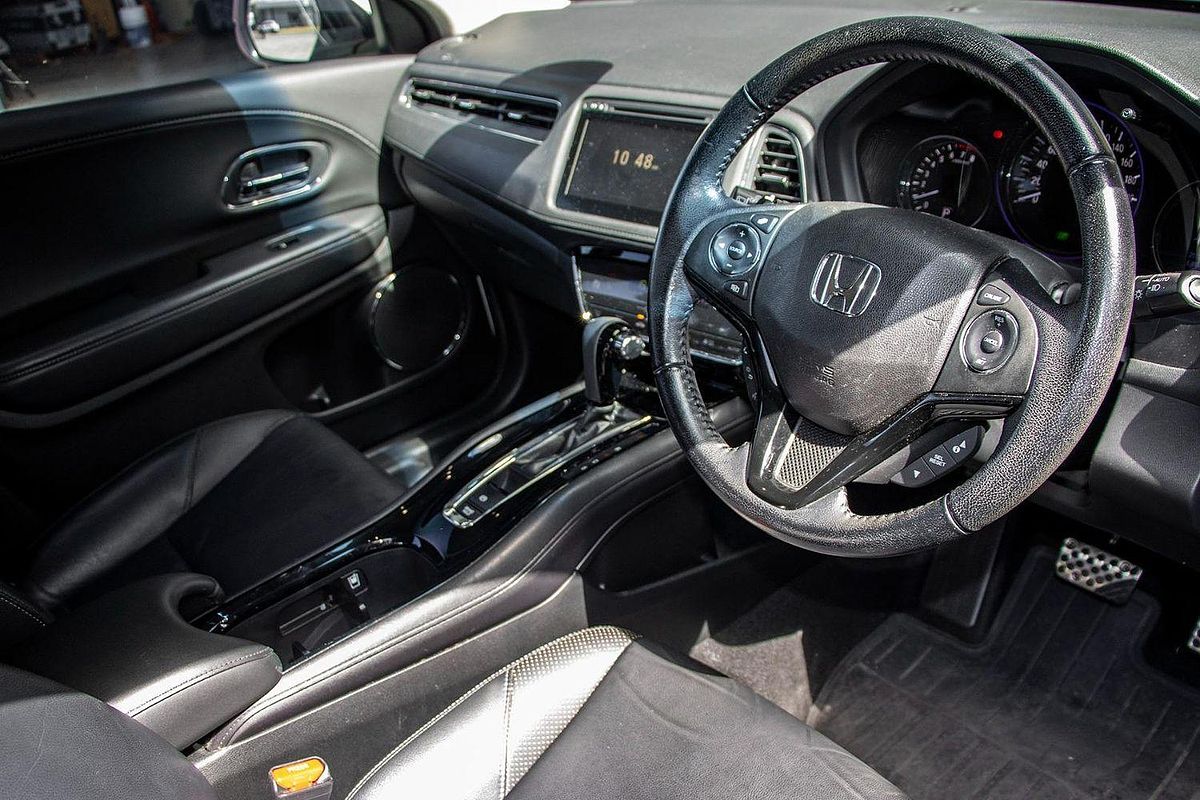 2016 Honda HR-V VTi-L