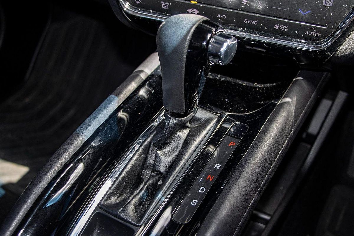 2016 Honda HR-V VTi-L