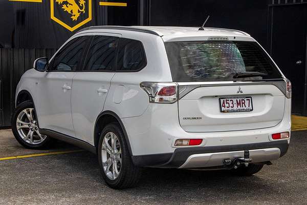 2014 Mitsubishi Outlander ES ZJ