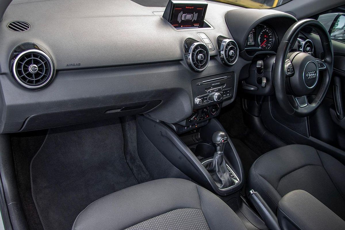 2017 Audi A1 8X
