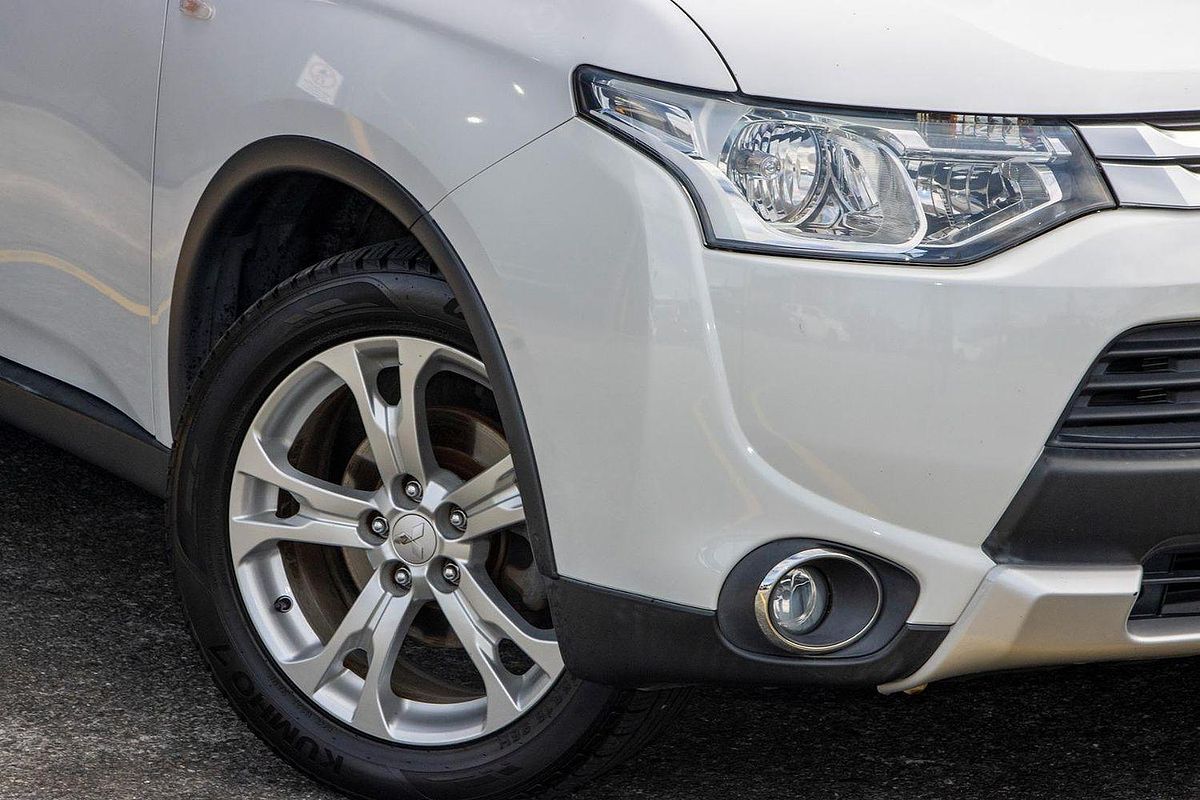 2014 Mitsubishi Outlander ES ZJ