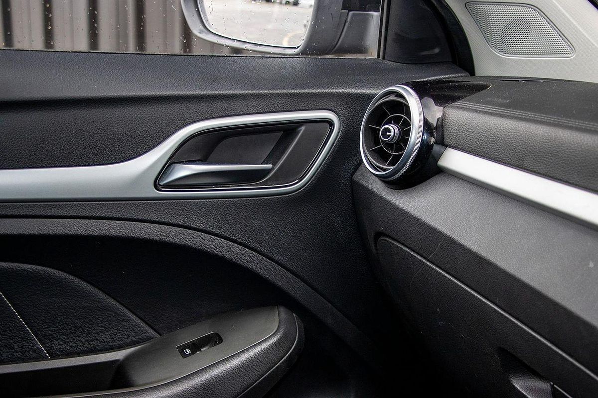2022 MG ZS Excite AZS1