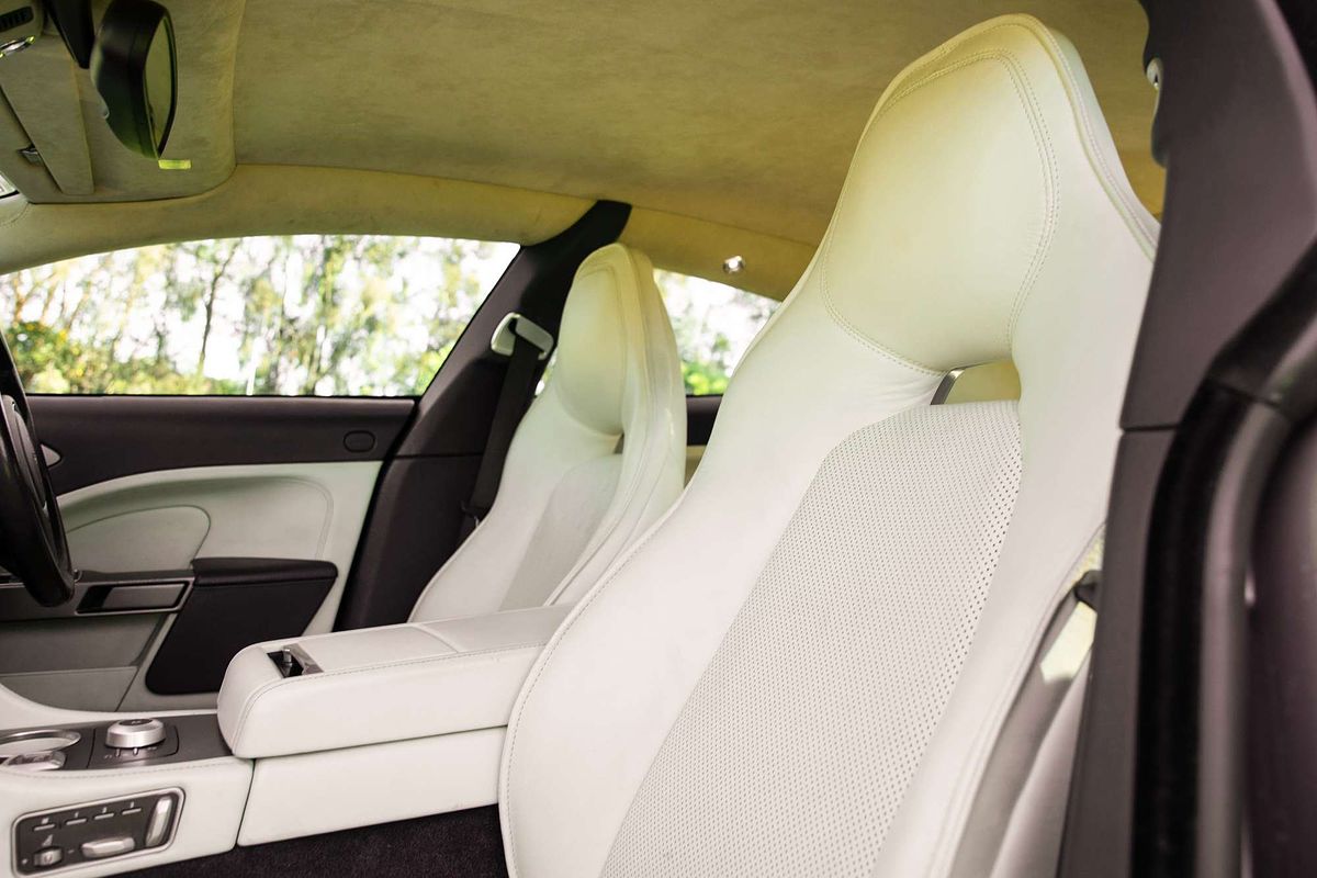 2010 Aston Martin Rapide