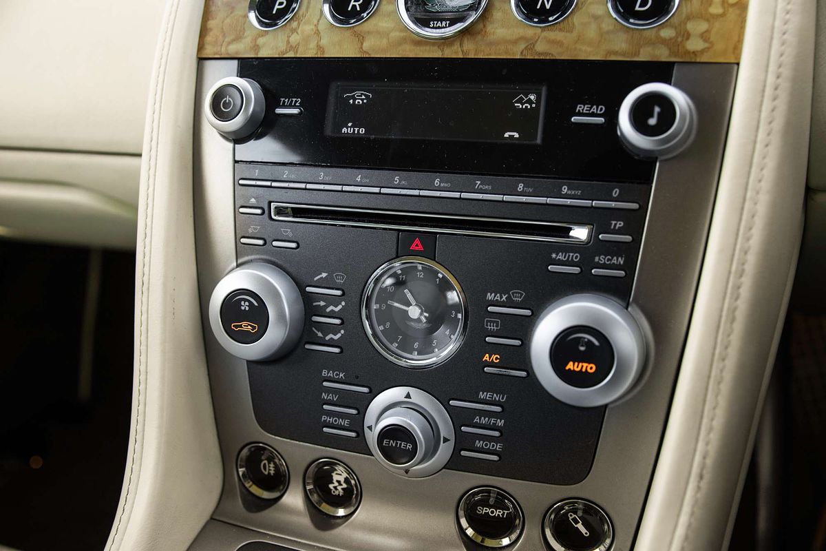 2010 Aston Martin Rapide