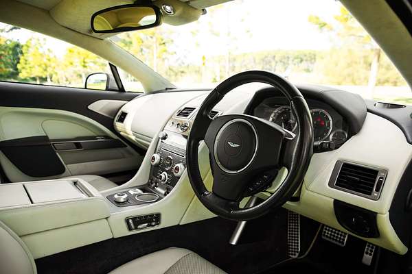2010 Aston Martin Rapide