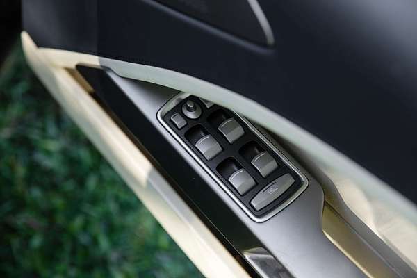 2010 Aston Martin Rapide