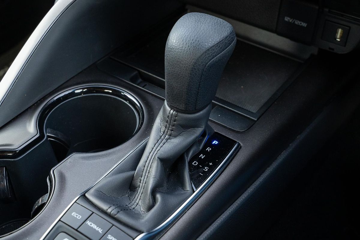 2024 Toyota Camry Ascent AXVH70R
