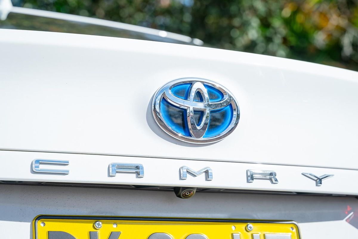 2024 Toyota Camry Ascent AXVH70R
