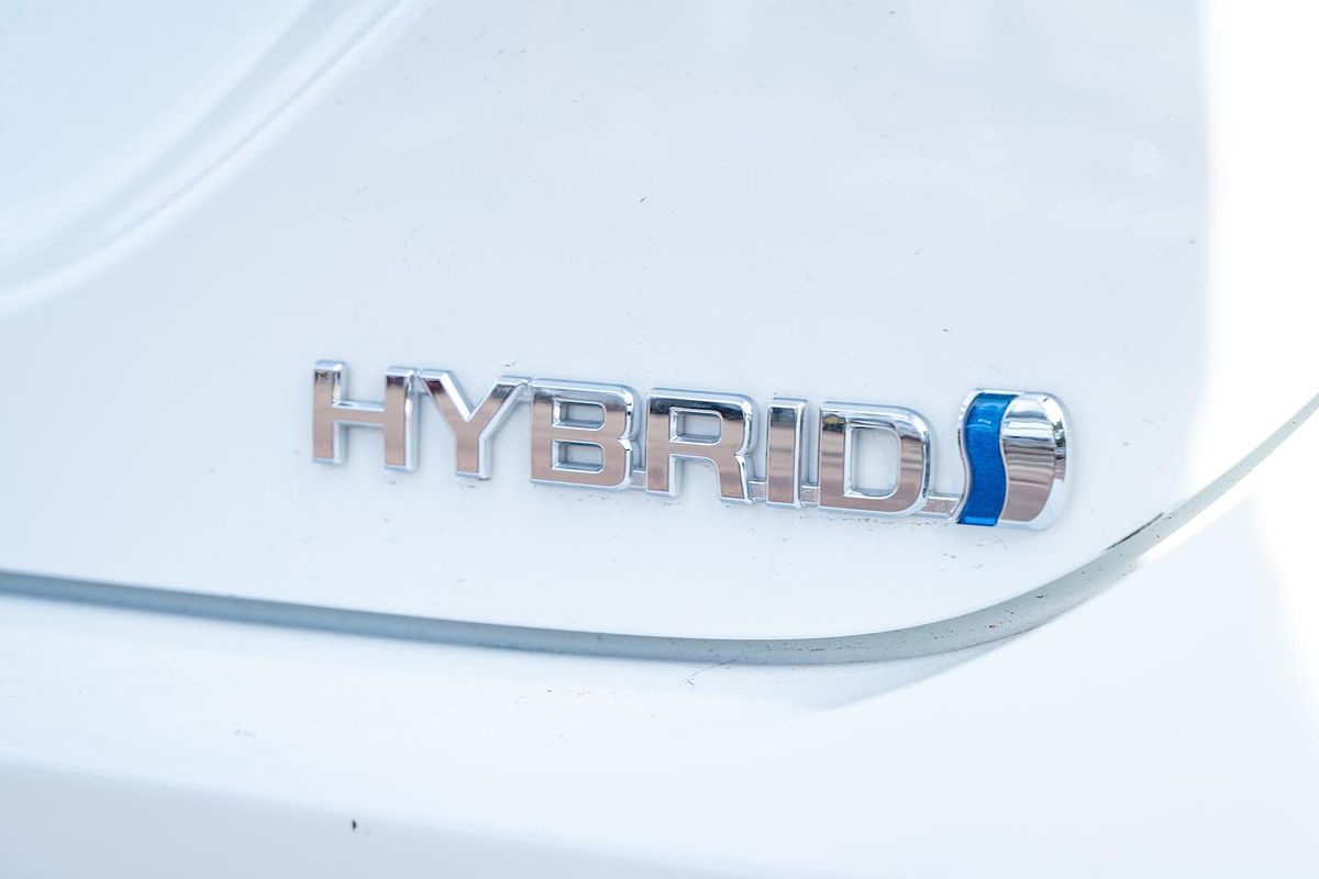 2024 Toyota Camry Ascent AXVH70R