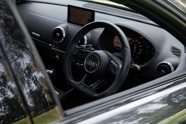 2018 Audi RS3  8V