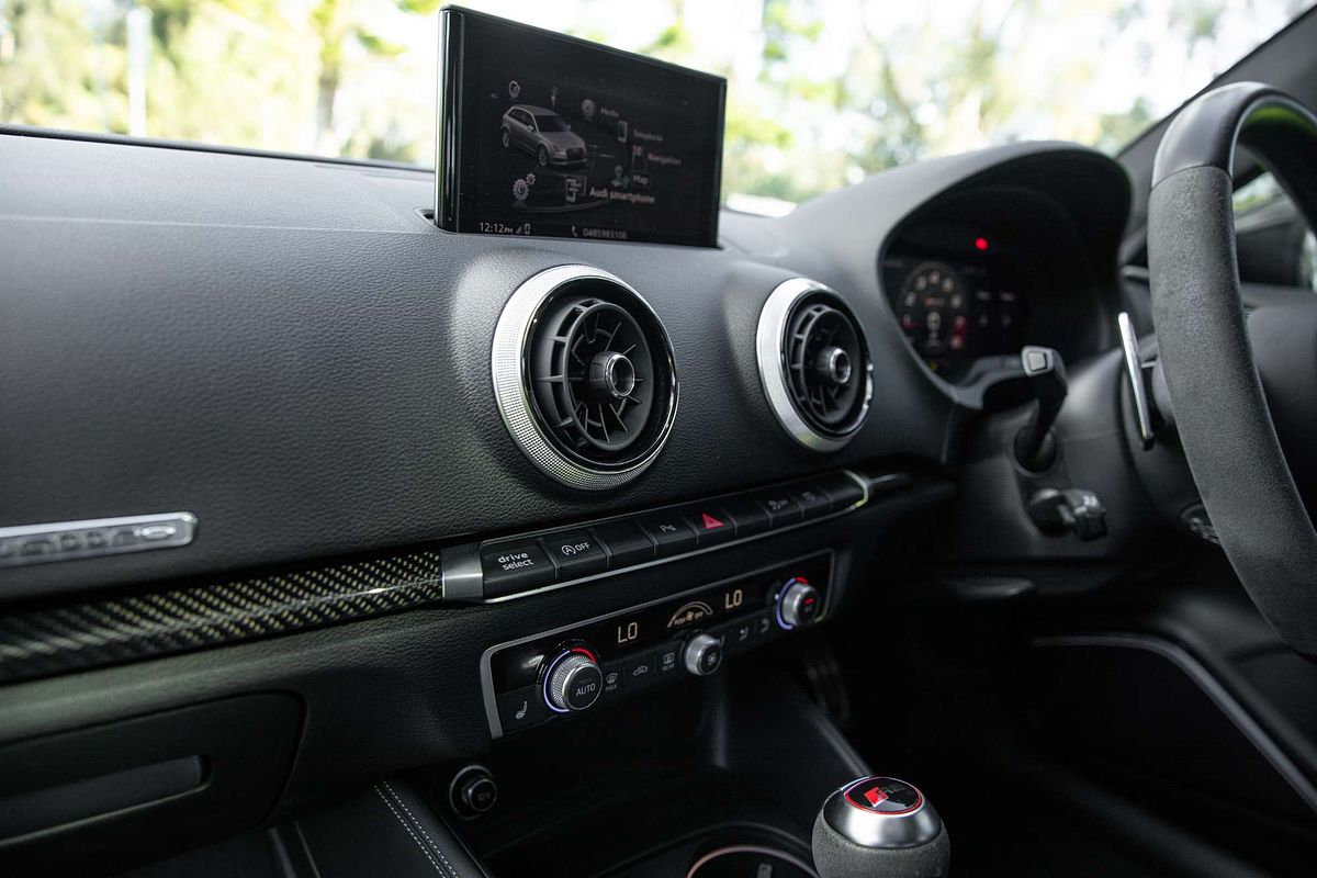 2018 Audi RS3  8V