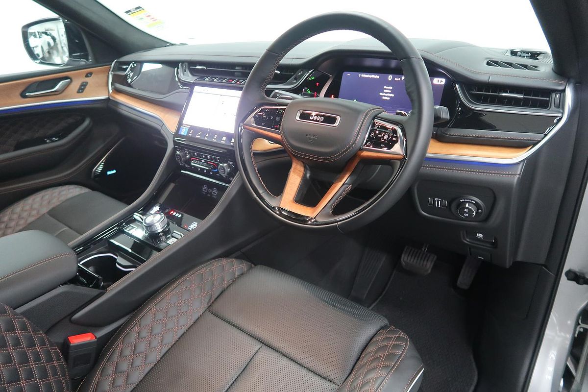 2023 Jeep Grand Cherokee Summit Reserve WL