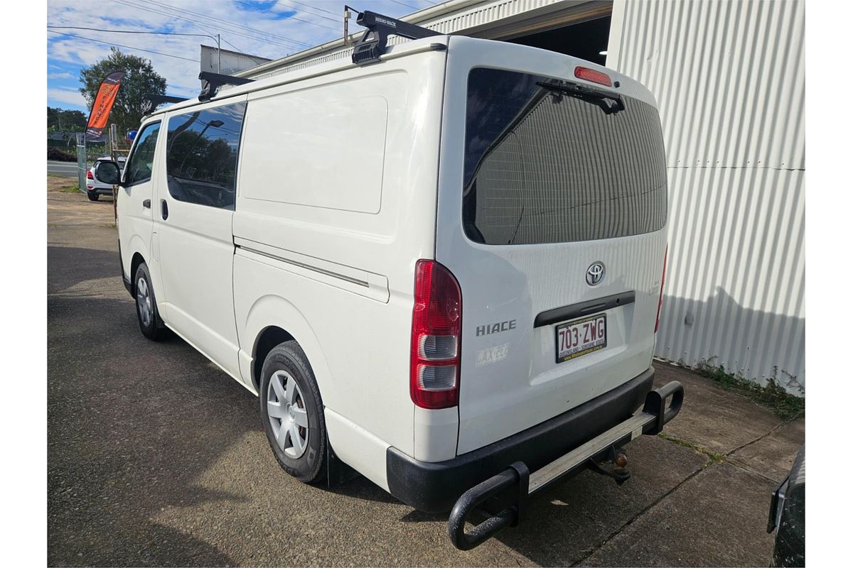 2015 Toyota Hiace TRH201R