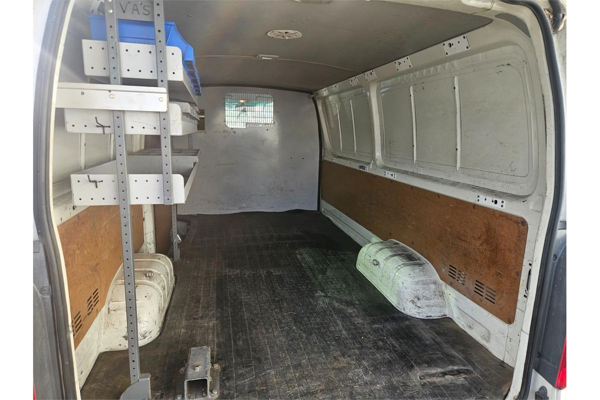 2015 Toyota Hiace TRH201R