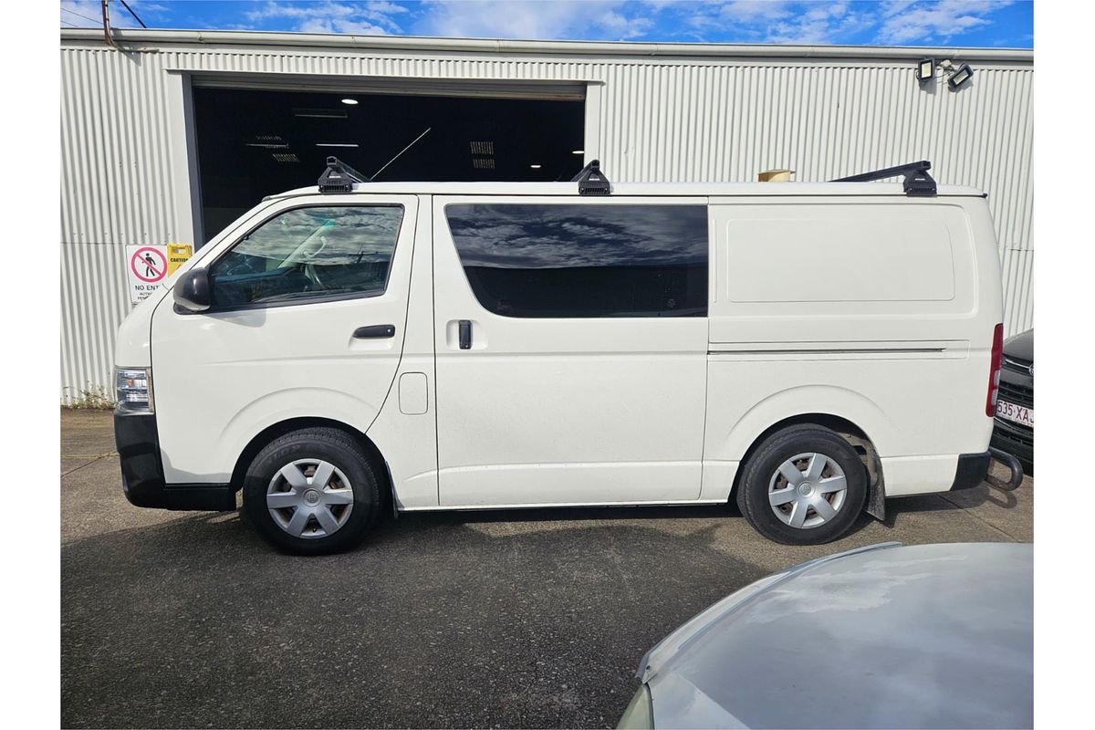 2015 Toyota Hiace TRH201R