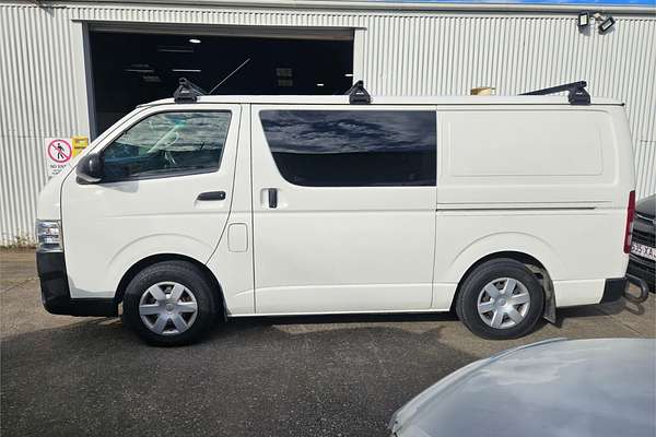 2015 Toyota Hiace TRH201R