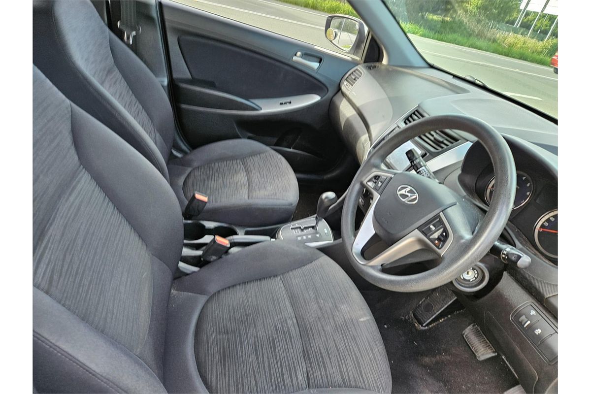 2012 Hyundai Accent Active RB